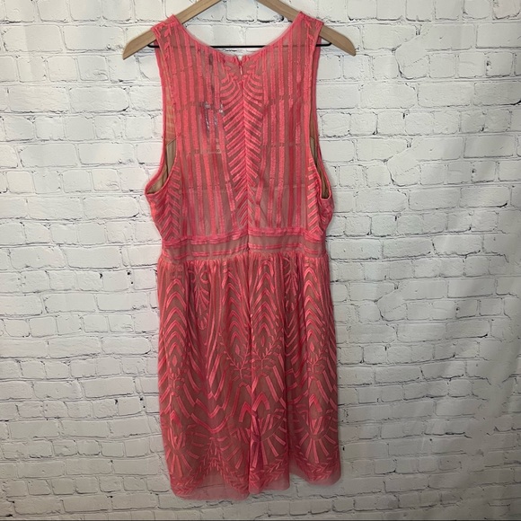 Rebel Wilson x Angels Embroidered Mesh Empire Waist Dress Confetti Size 1X NWT - Picture 5 of 13